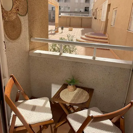 Reel Luxury With Swimming Pool Torrevieja