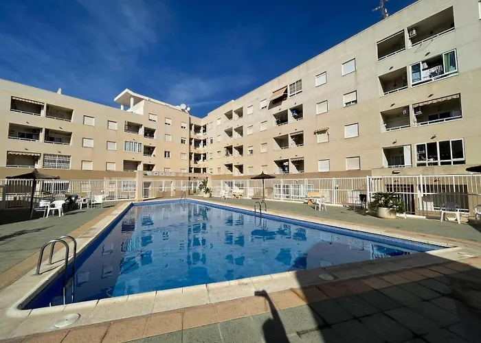 Reel Luxury With Swimming Pool