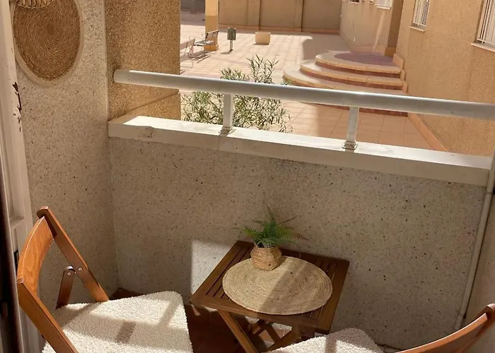 Reel Luxury With Swimming Pool Torrevieja